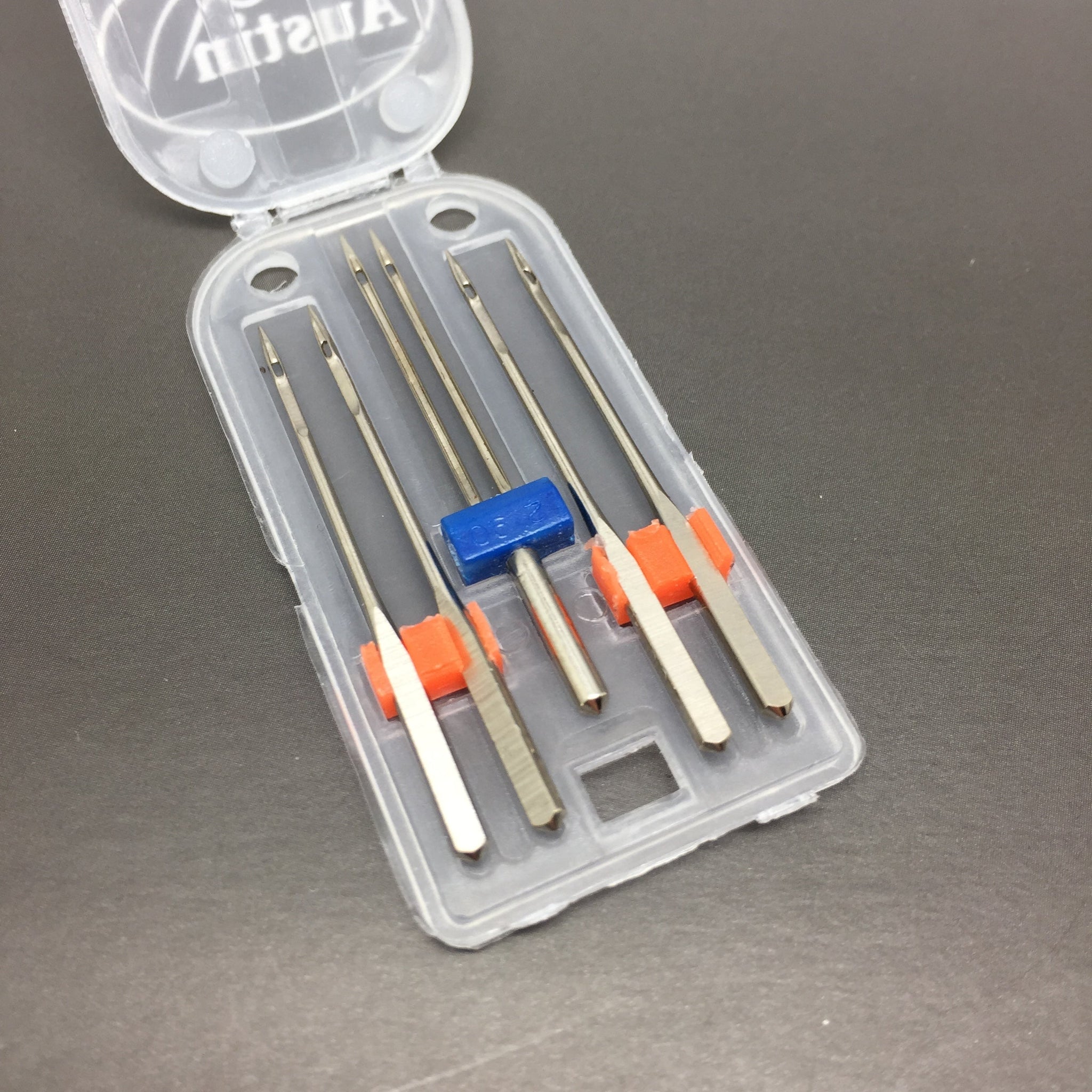 5 pack Universal Domestic Sewing Machine Needles Pack 90/14 (4 x 90/14 and 1 x 2mm Twin Needle)