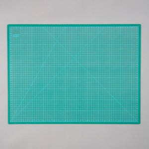 A2 Cutting Mat Self Healing 450mm x 600mm Green (17.5 inch x 24 inch)