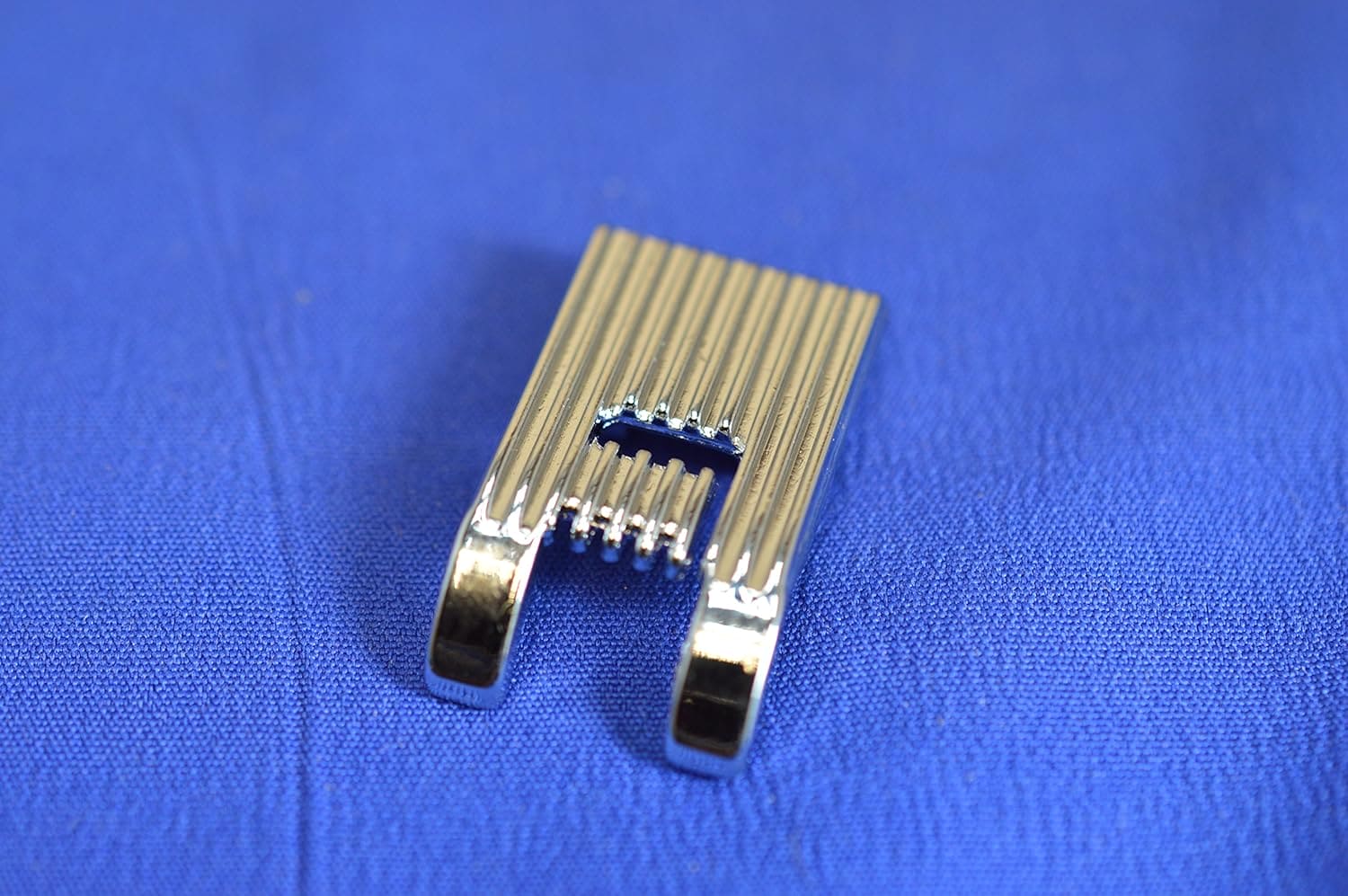 9 Groove Pin Tuck Foot Designed to Fit Husqvarna Viking Domestic Sewing Machines
