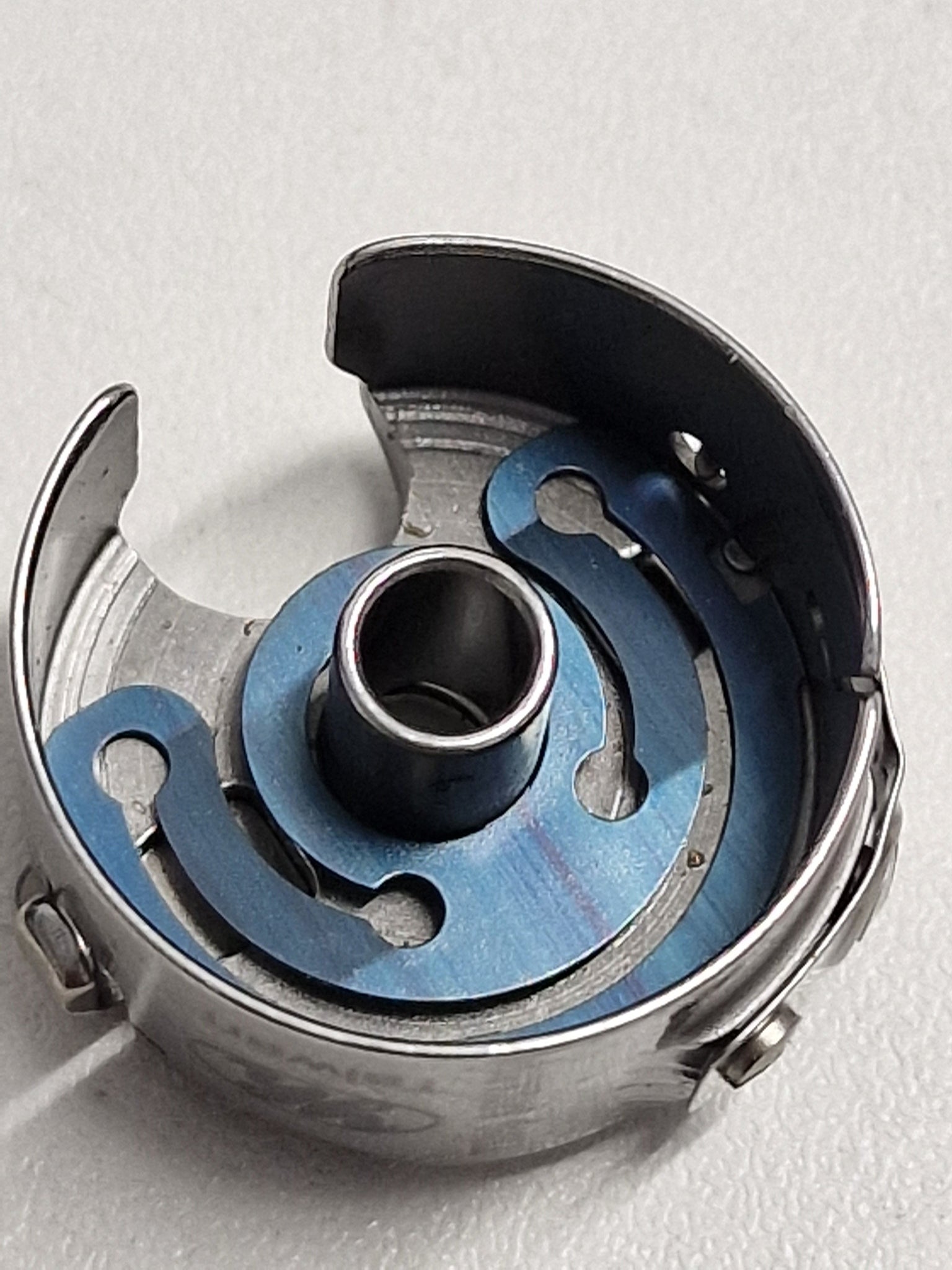 BROTHER, SINGER, JUKI INDUSTRIAL SEWING MACHINE BOBBIN CASE HIGH QUALITY