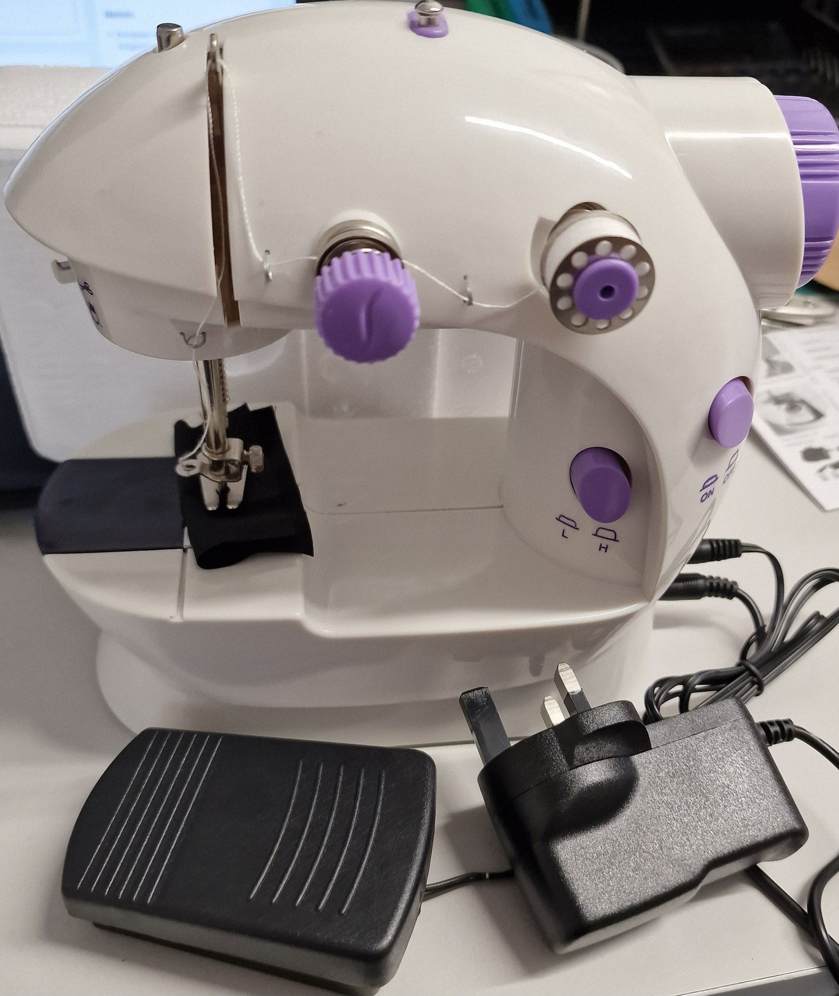 Childs Mini Sewing Machine
